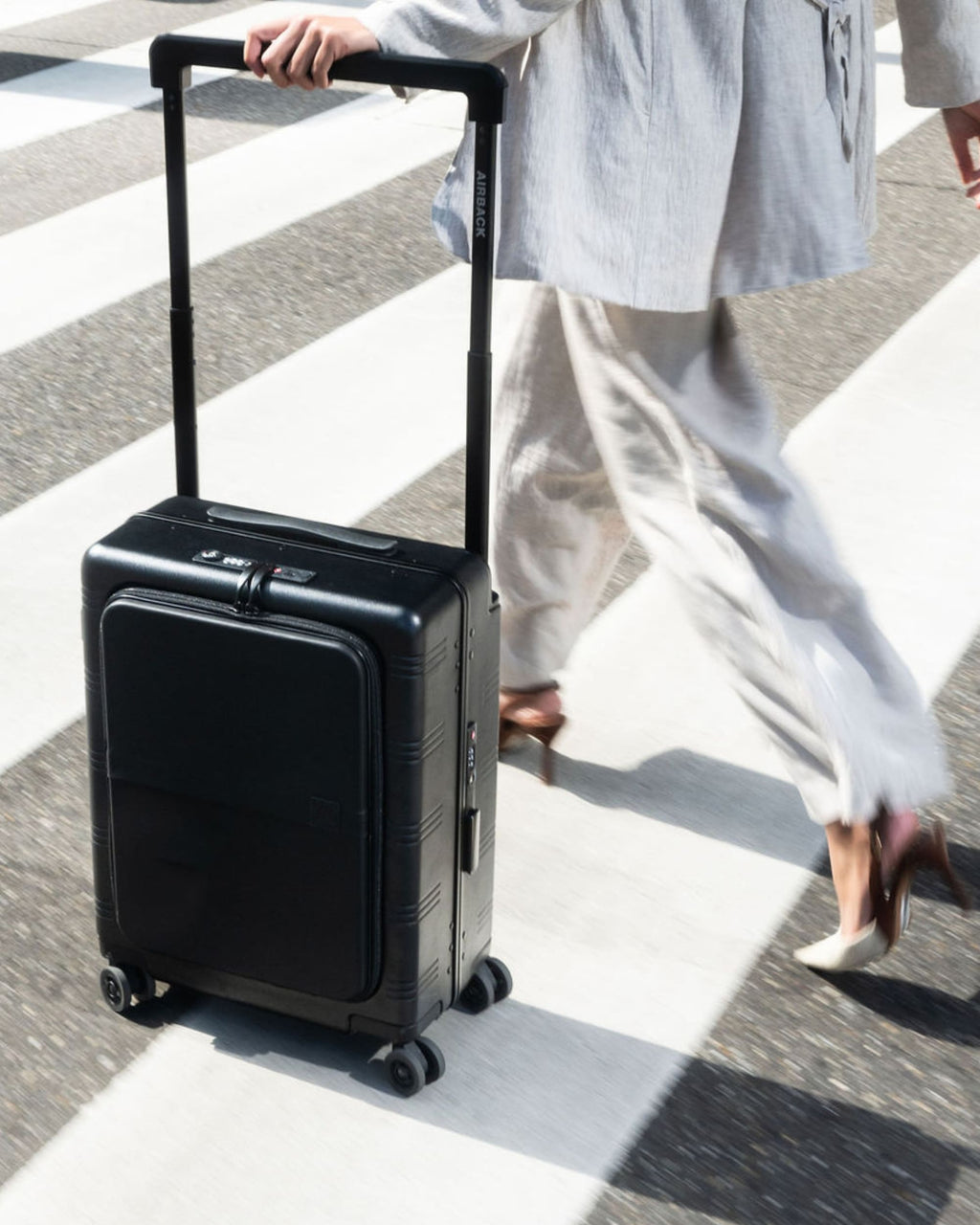 NEXT (Carry-On)