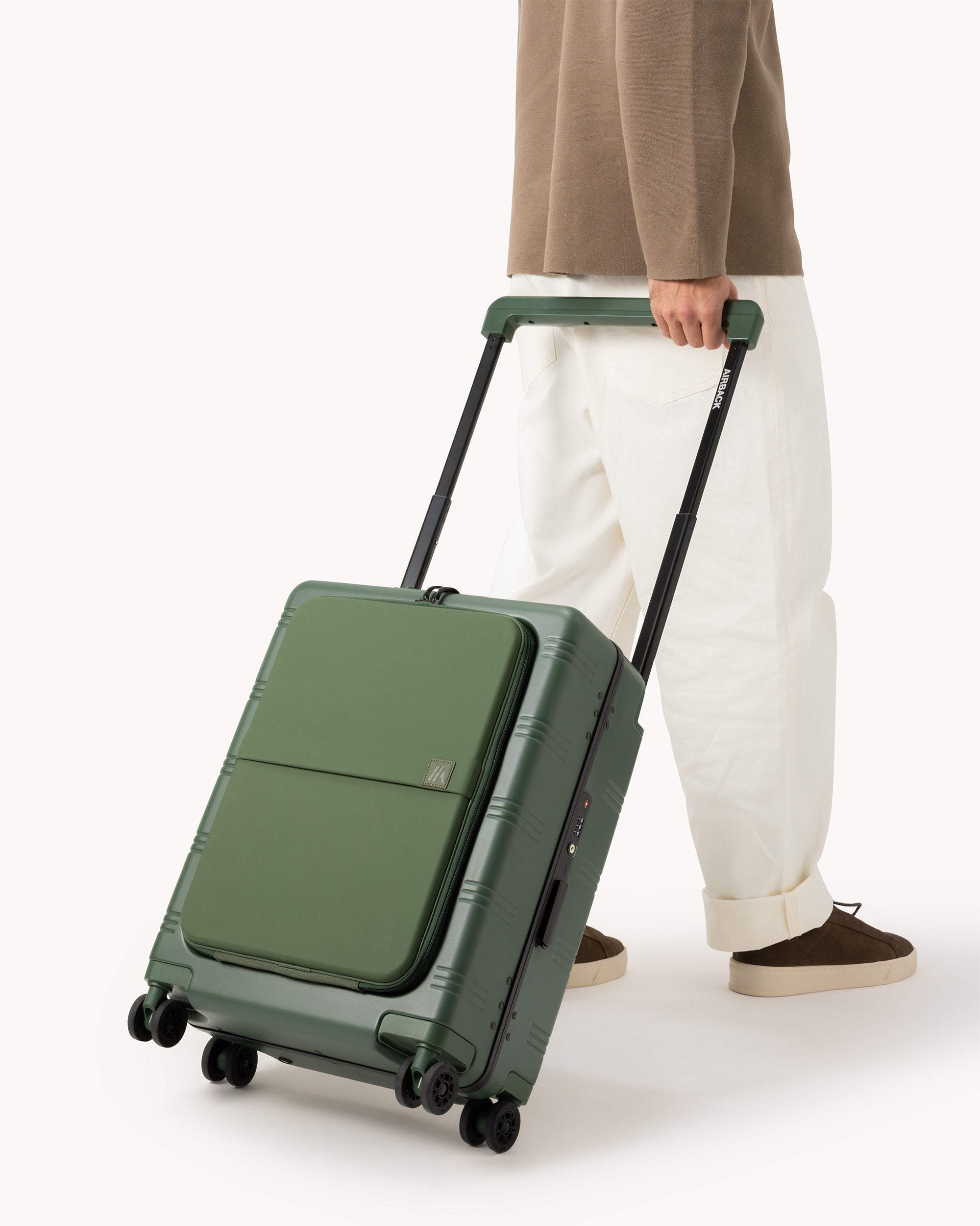 NEXT (Carry-On)